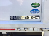 三菱ふそうキャンター平ボディ小型（2t・3t）[写真16]