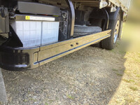 三菱ふそうキャンター平ボディ小型（2t・3t）[写真19]