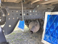 三菱ふそうキャンター平ボディ小型（2t・3t）[写真28]