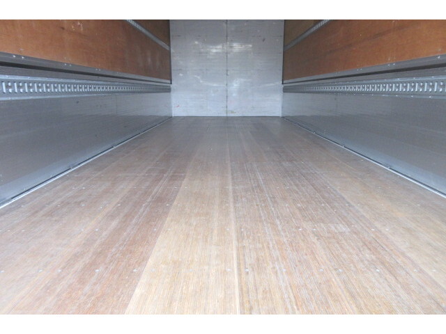 日野レンジャーアルミウイング中型（4t）[写真22]