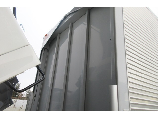 日野レンジャーアルミウイング中型（4t）[写真30]