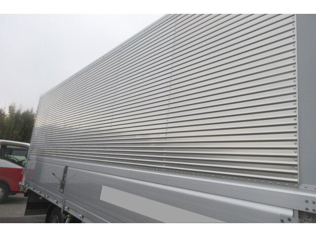 日野レンジャーアルミウイング中型（4t）[写真06]