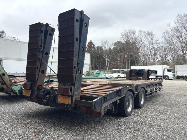 その他のメーカーその他の車種トレーラー（セミトレーラー）大型（10t）[写真04]