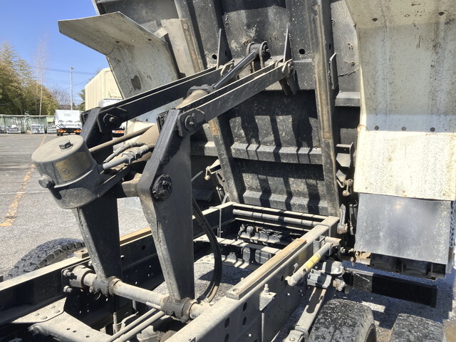 三菱ふそうファイター深ダンプ（土砂禁ダンプ）中型（4t）[写真19]