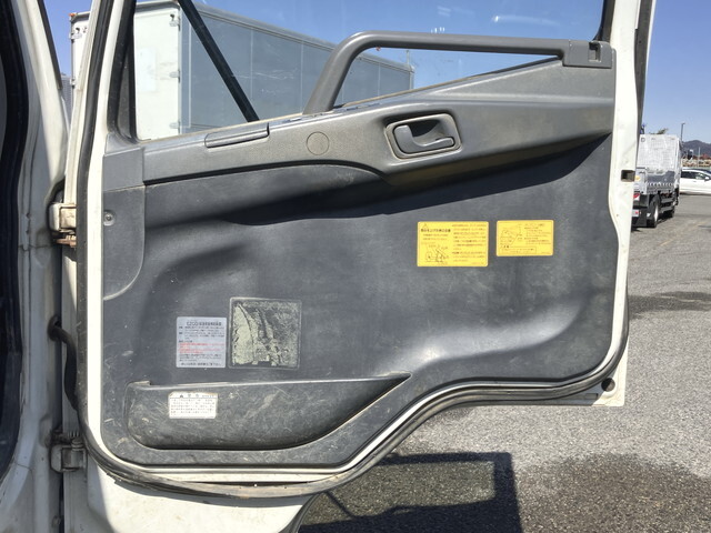 三菱ふそうファイター深ダンプ（土砂禁ダンプ）中型（4t）[写真31]