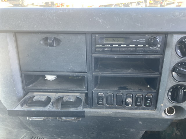 三菱ふそうファイター深ダンプ（土砂禁ダンプ）中型（4t）[写真37]