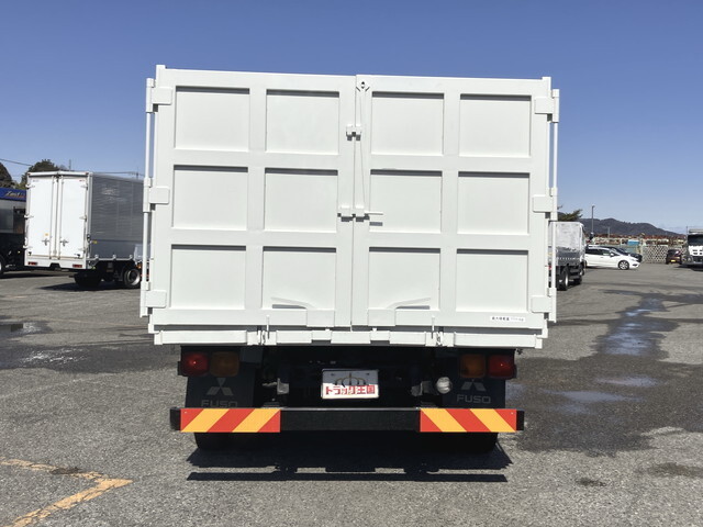 三菱ふそうファイター深ダンプ（土砂禁ダンプ）中型（4t）[写真09]