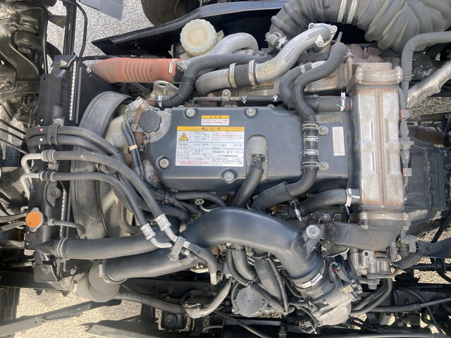 いすゞフォワードアルミウイング中型（4t）[写真27]