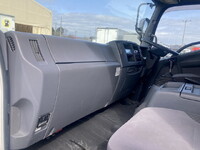 いすゞフォワードアルミウイング中型（4t）[写真33]