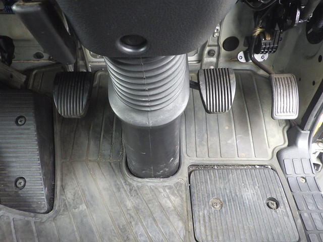 日野レンジャーコンテナ専用車中型（4t）[写真32]