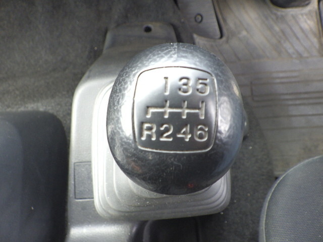 日野レンジャーコンテナ専用車中型（4t）[写真33]