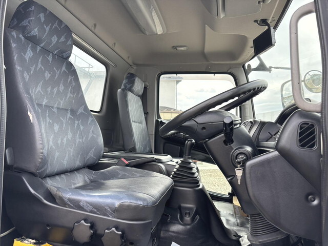 日野レンジャーコンテナ専用車中型（4t）[写真28]