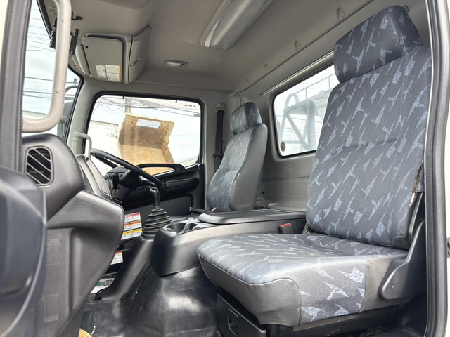 日野レンジャーコンテナ専用車中型（4t）[写真30]