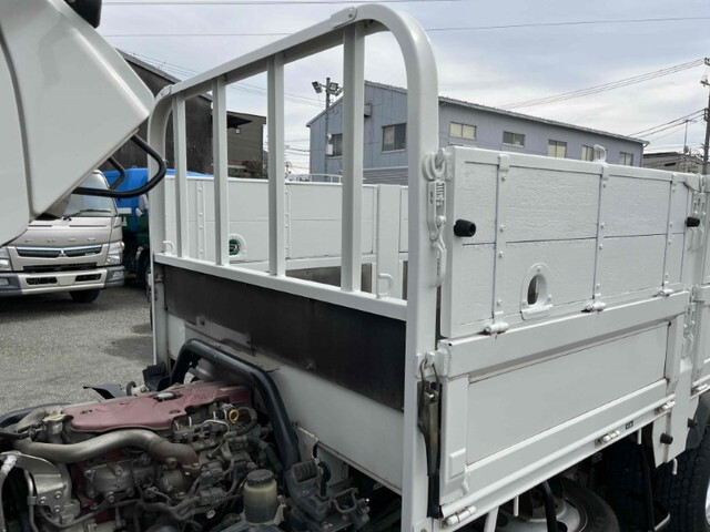 トヨタダイナ平ボディ小型（2t・3t）[写真26]