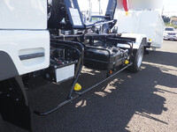 三菱ふそうファイターコンテナ専用車中型（4t）[写真14]