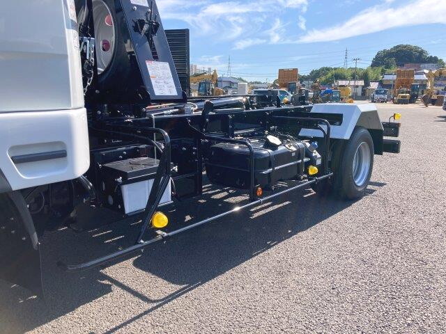 三菱ふそうファイターコンテナ専用車中型（4t）[写真19]