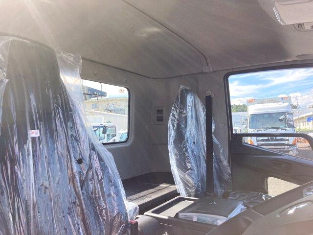 三菱ふそうファイターコンテナ専用車中型（4t）[写真23]