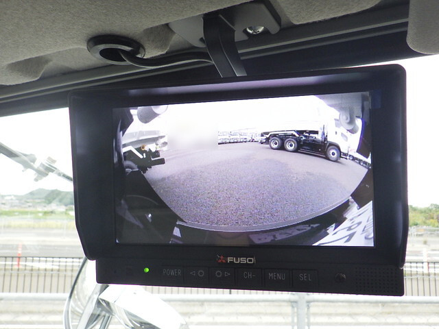 三菱ふそうファイターコンテナ専用車中型（4t）[写真32]