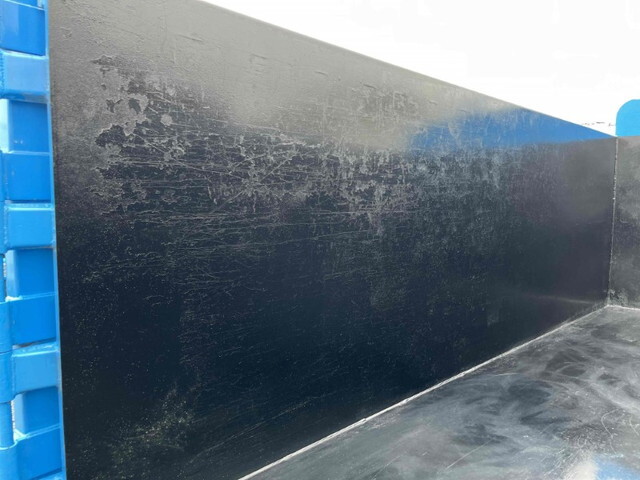 いすゞエルフ深ダンプ（土砂禁ダンプ）小型（2t・3t）[写真11]