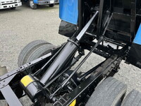 いすゞエルフ深ダンプ（土砂禁ダンプ）小型（2t・3t）[写真18]