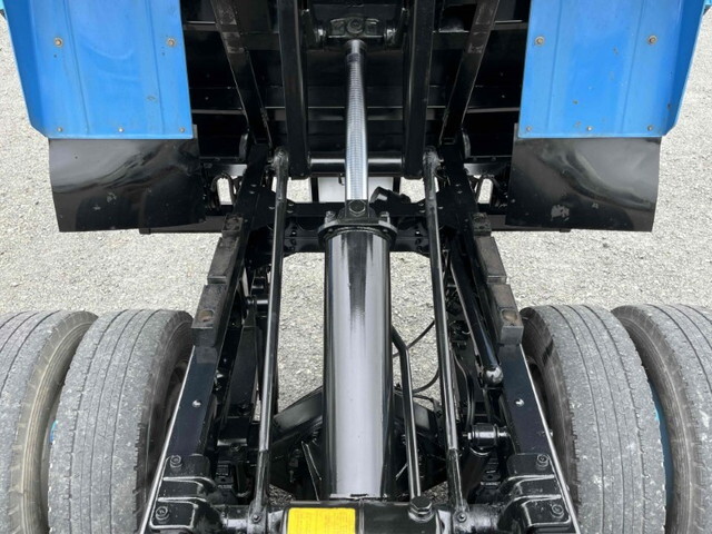 いすゞエルフ深ダンプ（土砂禁ダンプ）小型（2t・3t）[写真19]