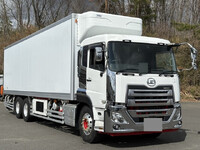 UDトラックスクオン冷凍車（冷蔵車）大型（10t）[写真01]