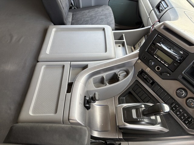 UDトラックスクオン冷凍車（冷蔵車）大型（10t）[写真35]