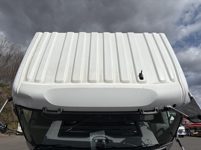 UDトラックスクオン冷凍車（冷蔵車）大型（10t）[写真09]