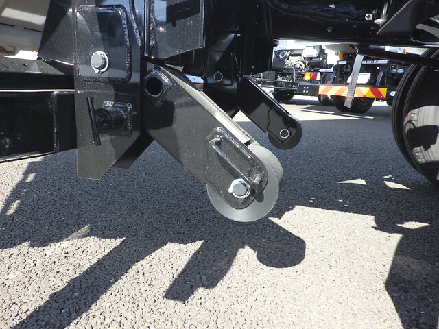 三菱ふそうファイターコンテナ専用車中型（4t）[写真16]