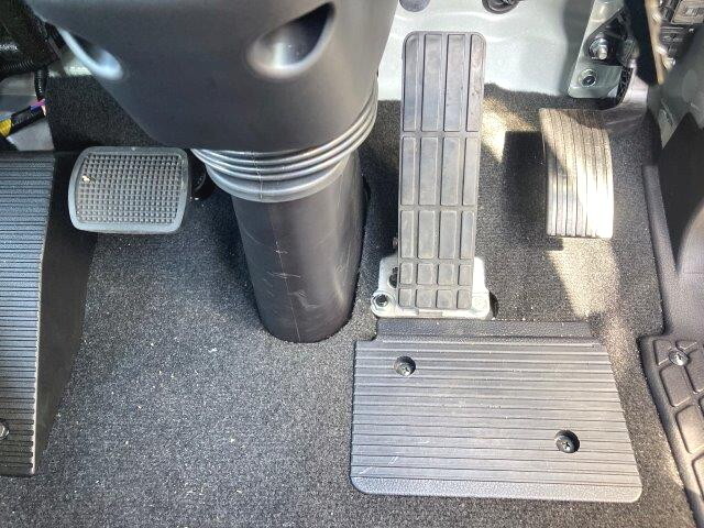 三菱ふそうファイターコンテナ専用車中型（4t）[写真29]