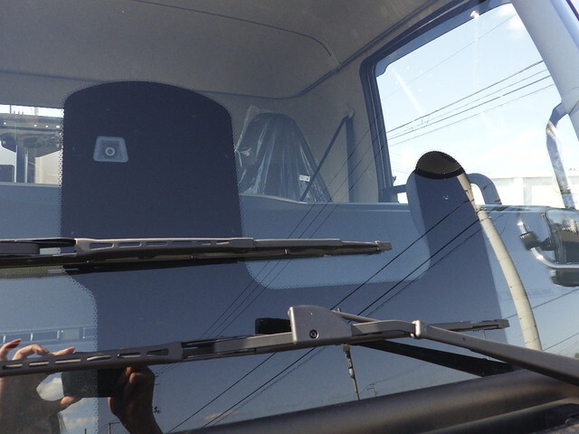 三菱ふそうファイターコンテナ専用車中型（4t）[写真40]