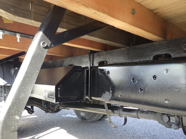 日野レンジャークレーン3段中型（4t）[写真10]