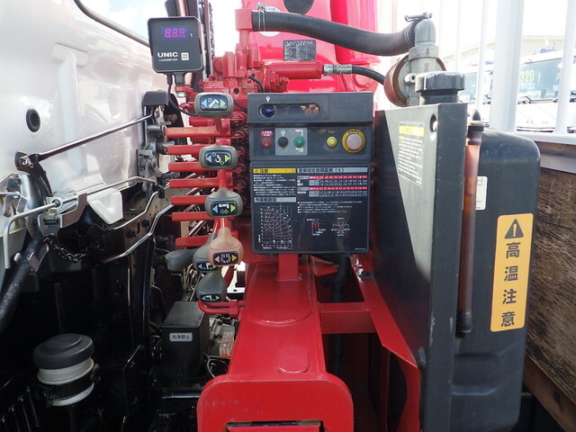 日野レンジャークレーン3段中型（4t）[写真22]