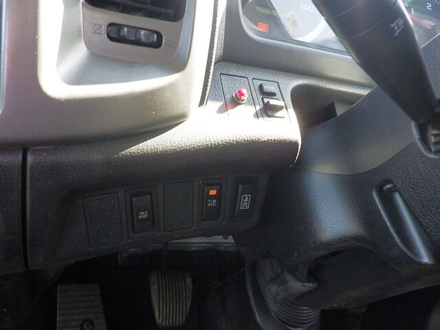 日野レンジャークレーン3段中型（4t）[写真29]