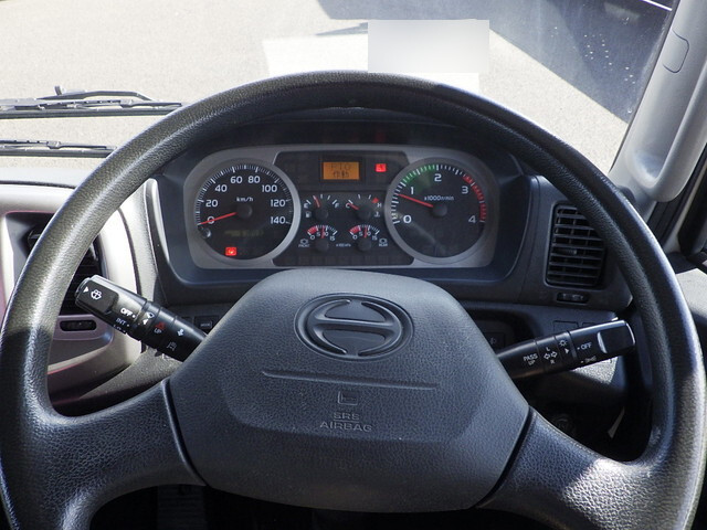 日野レンジャークレーン3段中型（4t）[写真30]