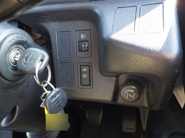 日野レンジャークレーン3段中型（4t）[写真33]