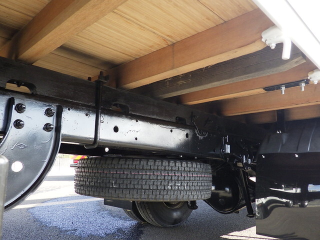 日野レンジャークレーン3段中型（4t）[写真09]