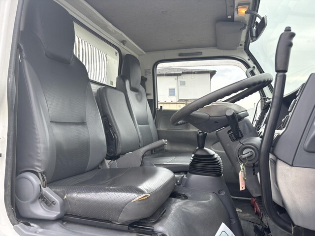 いすゞエルフダンプ小型（2t・3t）[写真28]