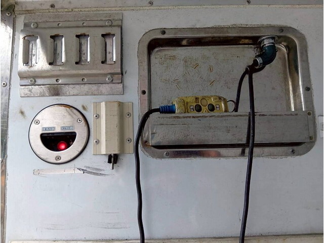 いすゞフォワード冷凍車（冷蔵車）中型（4t）[写真11]