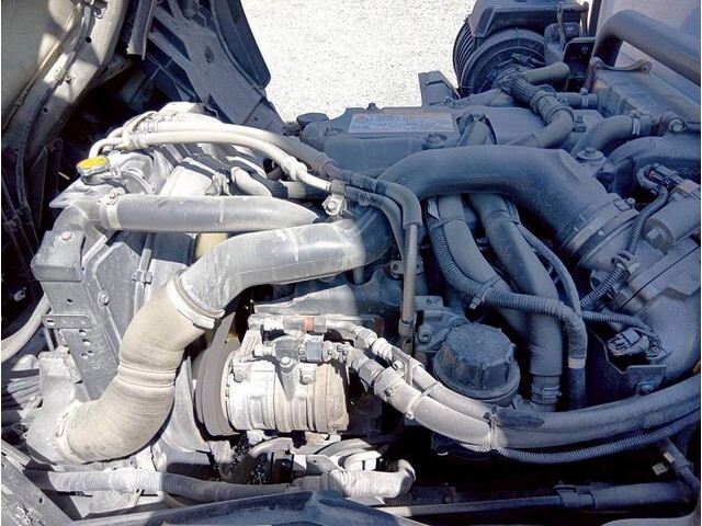 いすゞフォワード冷凍車（冷蔵車）中型（4t）[写真33]