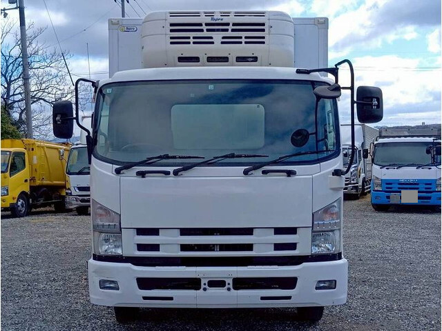 いすゞフォワード冷凍車（冷蔵車）中型（4t）[写真05]