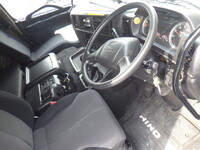 日野プロフィアアルミウイング大型（10t）[写真19]