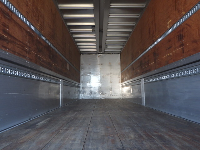 日野プロフィアアルミウイング大型（10t）[写真08]