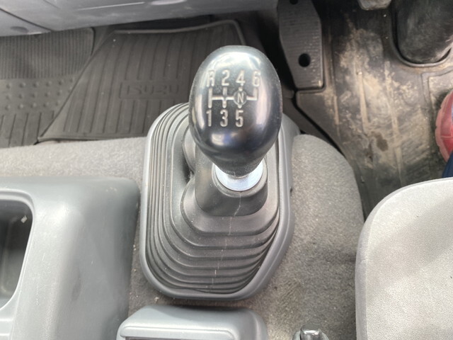 いすゞフォワードクレーン4段中型（4t）[写真25]