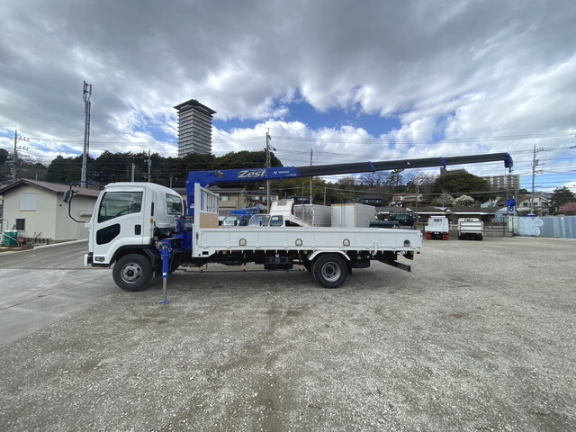 いすゞフォワードクレーン4段中型（4t）[写真08]