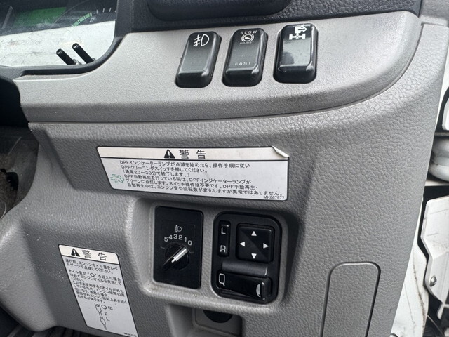 UDトラックスカゼットパッカー車（塵芥車）小型（2t・3t）[写真18]