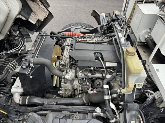 UDトラックスカゼットパッカー車（塵芥車）小型（2t・3t）[写真28]