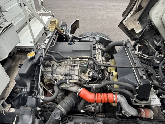 UDトラックスカゼットパッカー車（塵芥車）小型（2t・3t）[写真30]