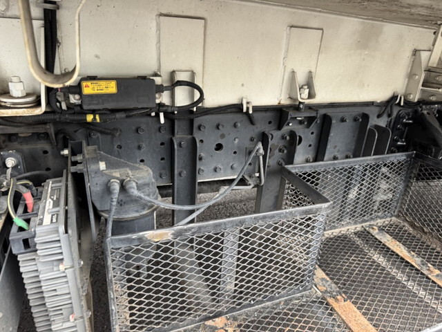 UDトラックスカゼットパッカー車（塵芥車）小型（2t・3t）[写真31]