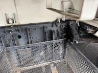 UDトラックスカゼットパッカー車（塵芥車）小型（2t・3t）[写真34]